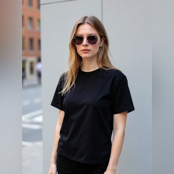 Gucci Silver and Brown GG Patterned Sunglasses - Picture 9 of 9